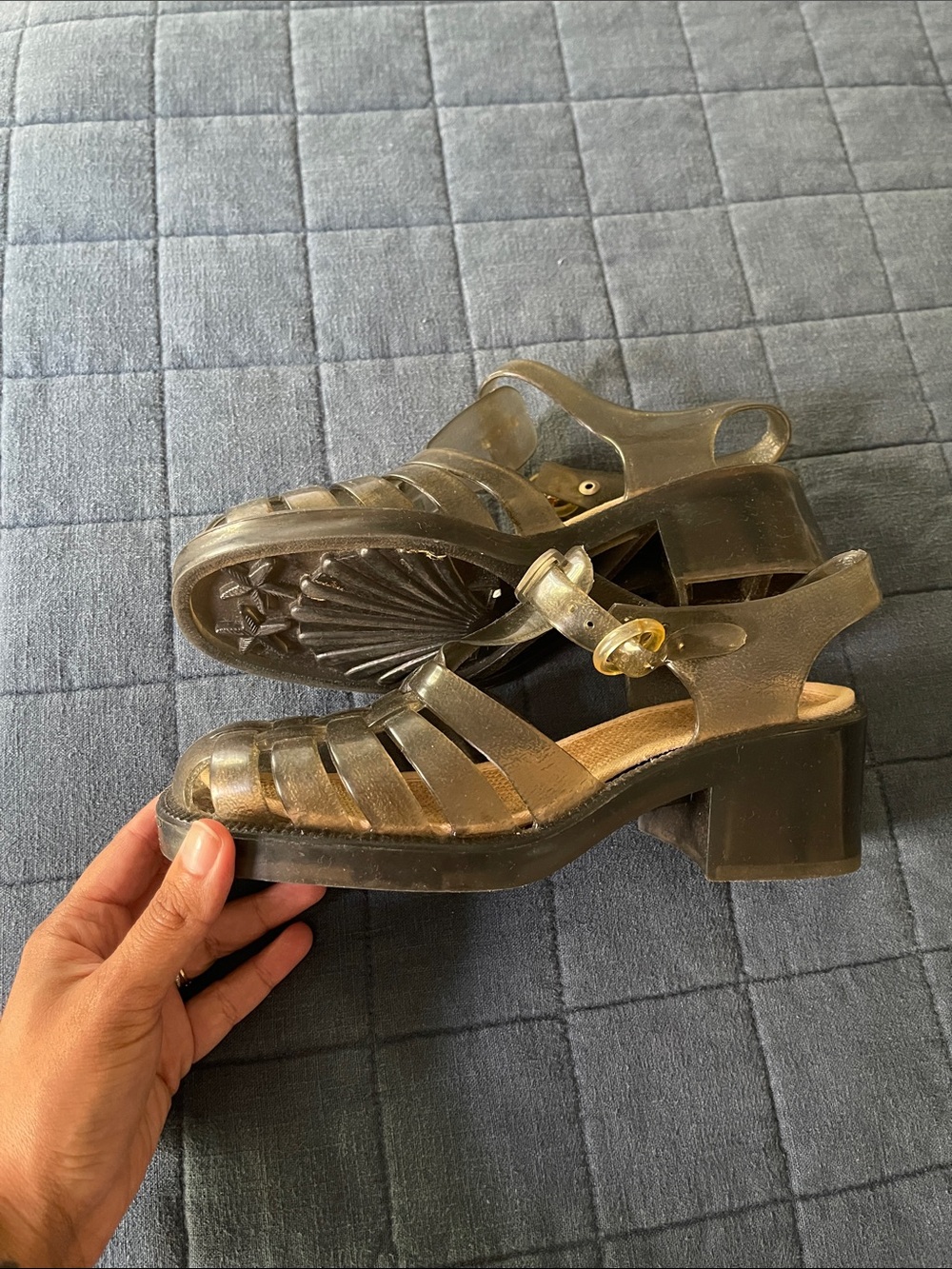 Vintage Guess Brown Jelly Fisherman Sandals - Picture 3 of 7